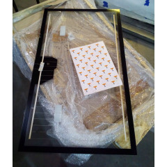 5421436 Стекло заднее (центральное) MST 544